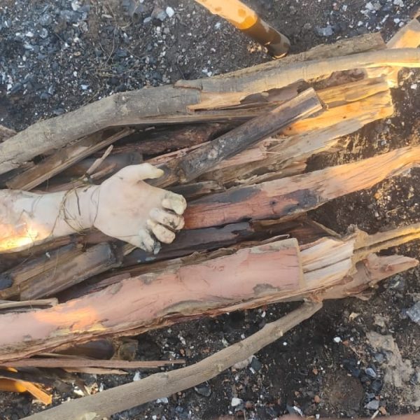 The severed hand of Ramu Turi's body was found on the banks of Tenughat Dam.