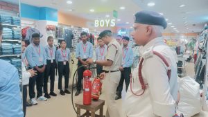 Mock drills were conducted in schools and malls to provide information on fire safety