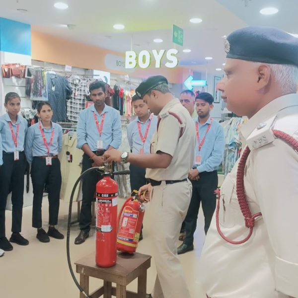 Mock drills were conducted in schools and malls to provide information on fire safety
