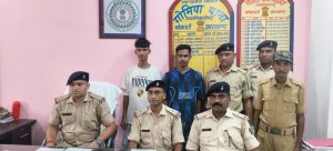 The kidnapping case of a young woman was solved and two accused were sent to jail by the Gomia police