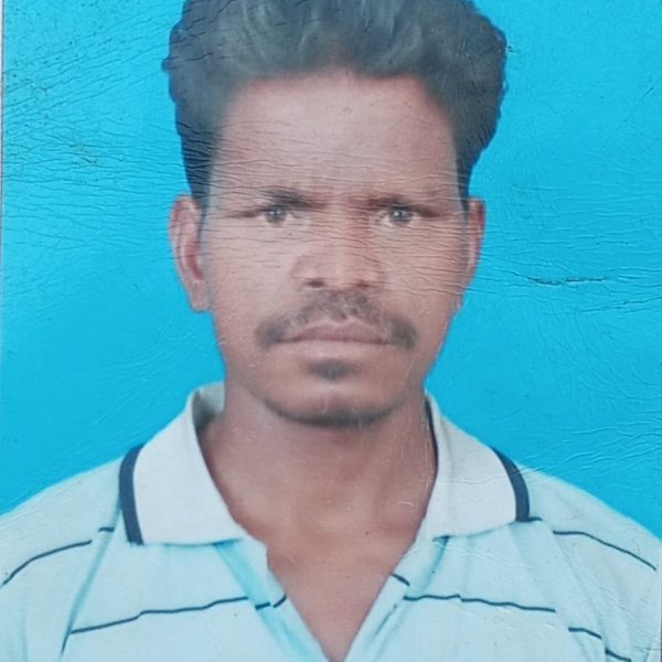 This time, a migrant worker from Gomia died under suspicious circumstances in Bangalore