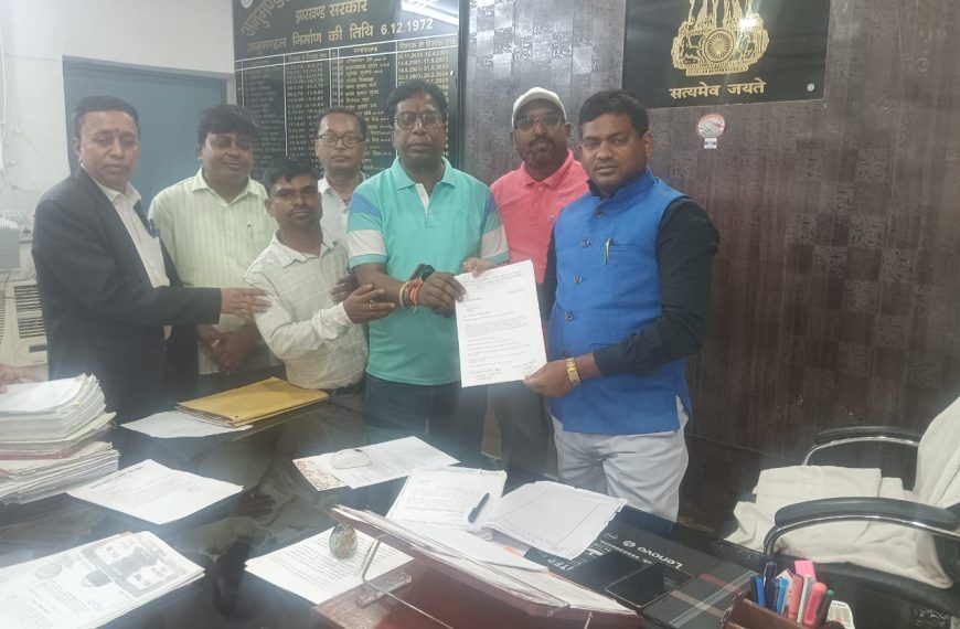 A 13-point memorandum regarding the safety and respect of journalists was submitted to the Bermo SDO