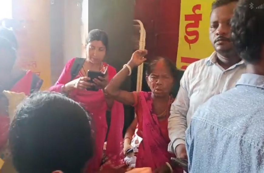 Gomia: Uproar in the general meeting regarding the selection of Anganwadi assistants
