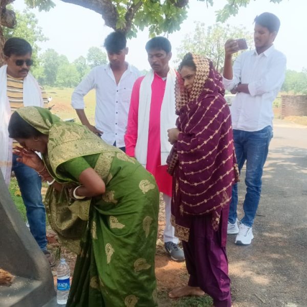 Gomia: Foundation stone laid for construction of sub-health centre in Lodhi Panchayat