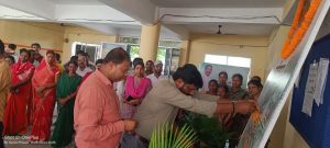 Gomia: A tribute meeting was held at the Gomia Block-cum-Circle office on the first death anniversary of 'Dharti Aaba' Shibu Soren.