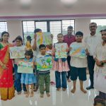 Gomia: Children showcase their talent at Gunawat Academy on Independence Day; art competition organized.